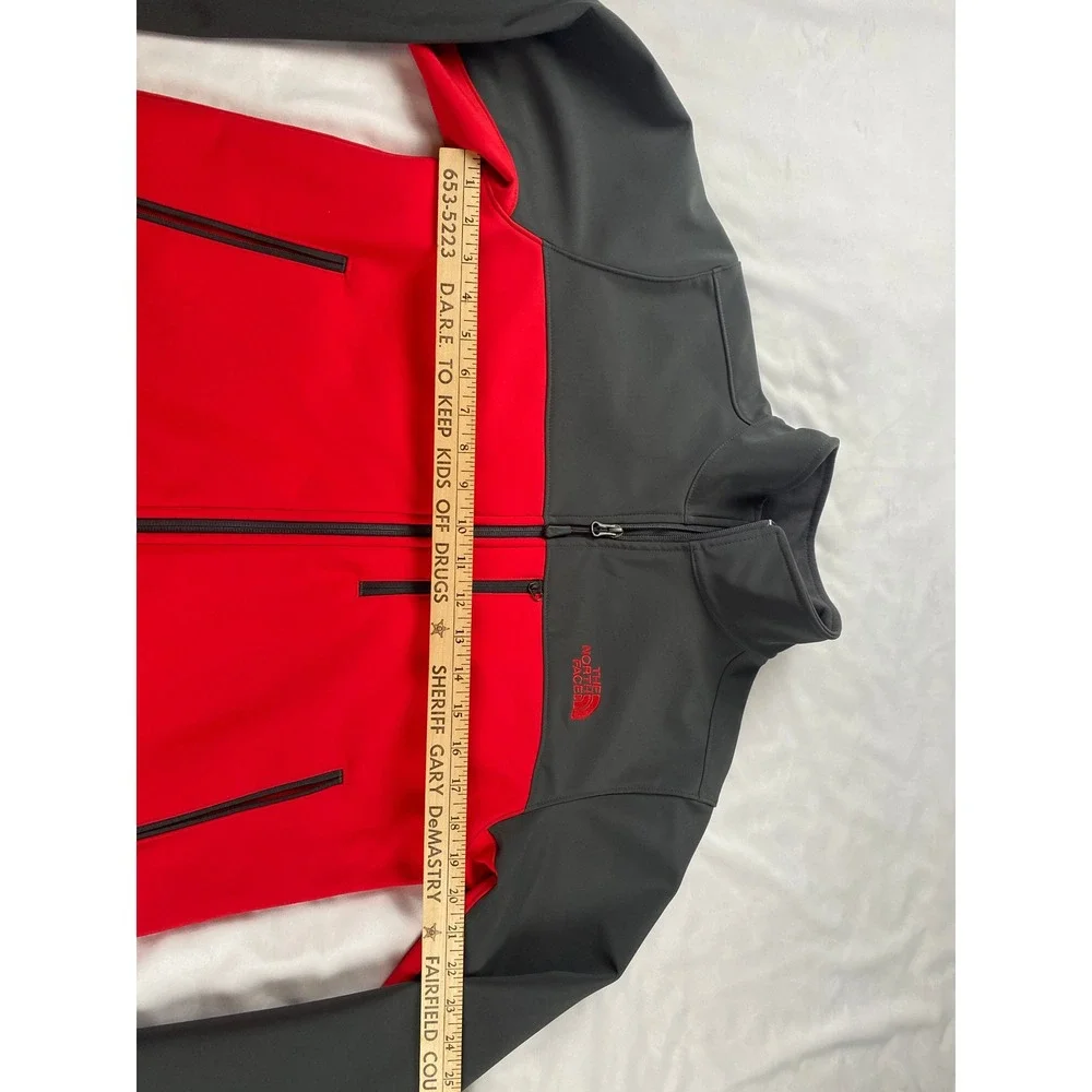 The North Face‎ WindWall Softshell Jacket Mens Small Red Gray Full Zip Hiking